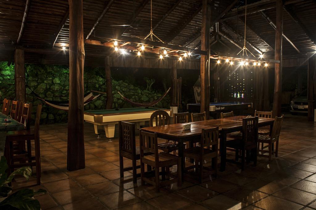 Manuel Antonio Hostel Resort Exteriör bild
